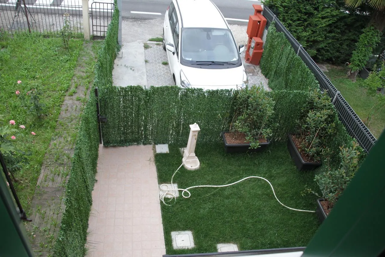Casarossoveneziano Apartment Mestre